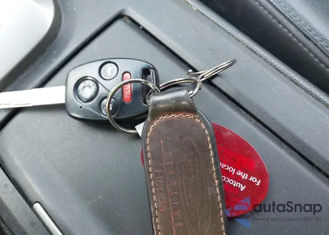 2008 Honda Accord 2.4 Ex-L from USA, damaged, VIN 1HGCP26858A803265